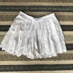 Free People White Lacey Shorts 🤍🤍